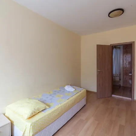 Panorama Kabakum - Free Parking Apartment Golden Sands